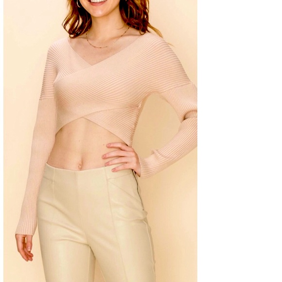 HYFVE Sweaters - HYFVE | NWTS ribbed crossover cropped sweater